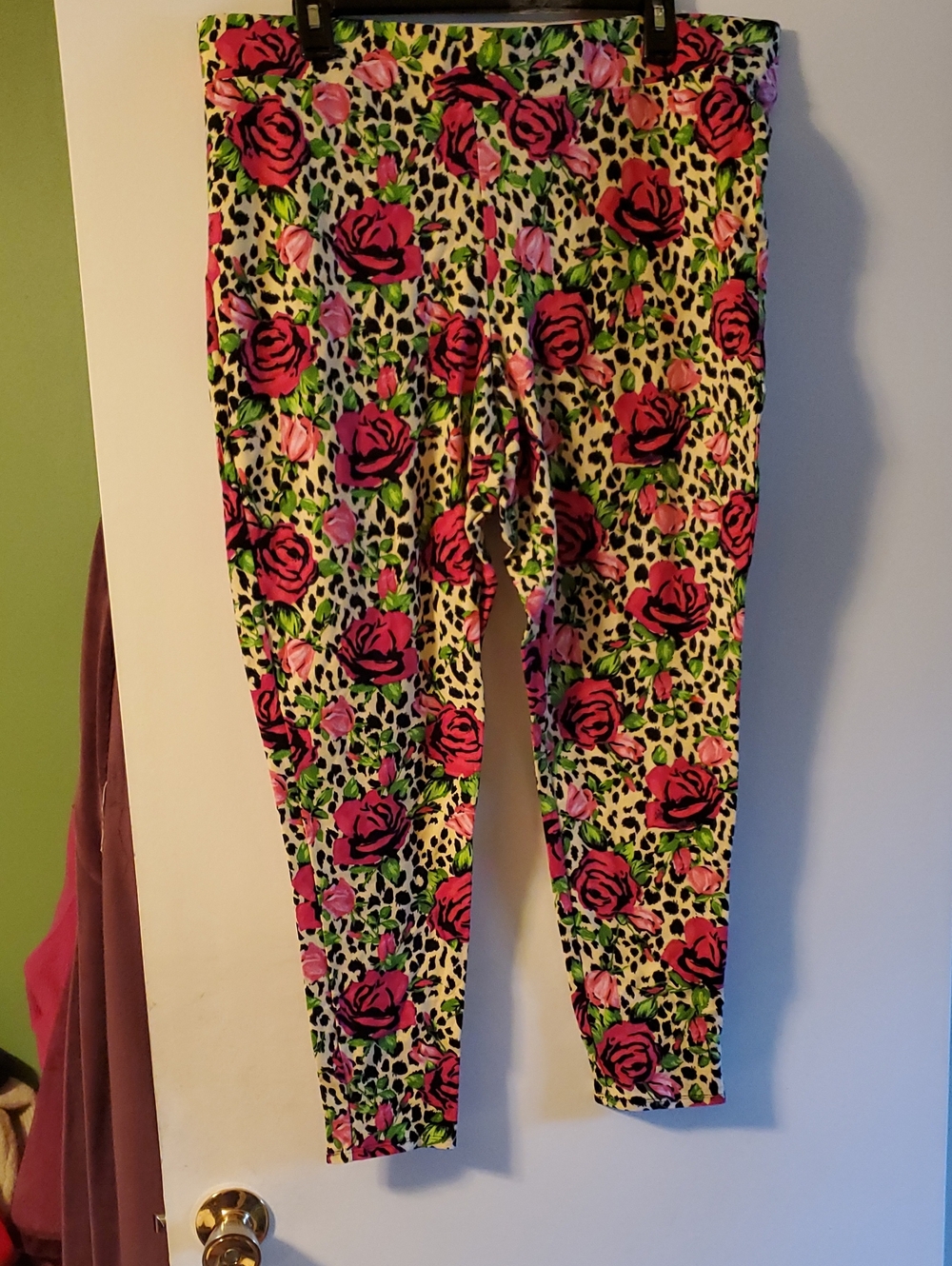 Torrid size 3x Betsey Johnson  Floral Leopard Print Leggings
